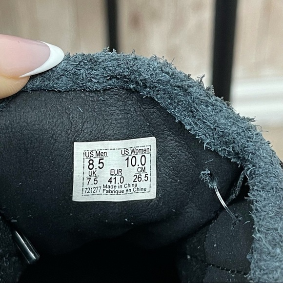 Vans Diamo Ni(Hairy Suede) Sneaker Size 10 Women - Picture 9 of 9